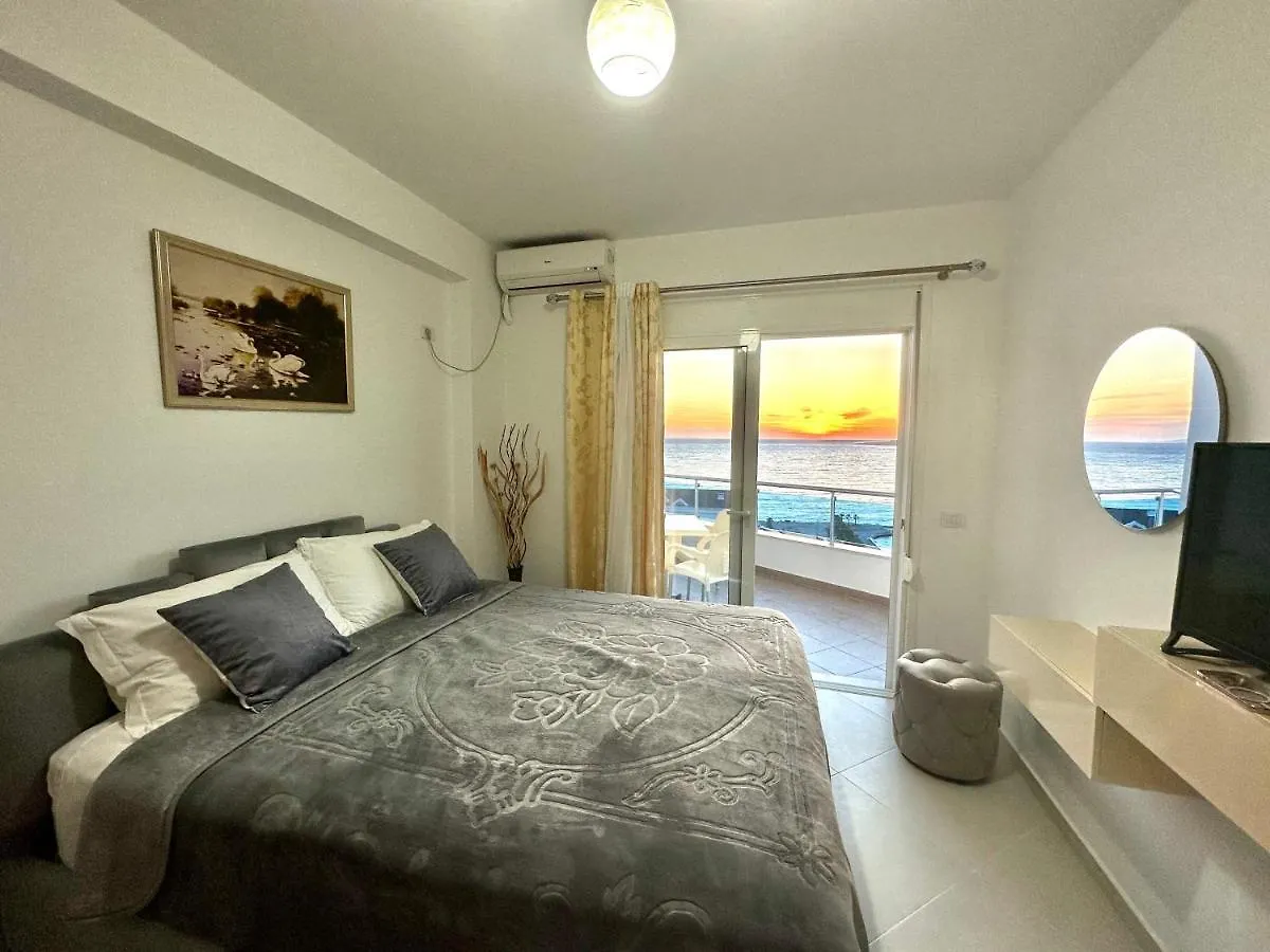 Hotel Bella Vista Saranda 4*,